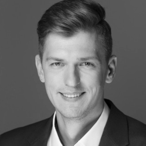Dėstytojas Tomas Liachovskis 