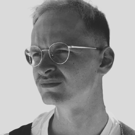 Dėstytojas Pavel Shmeliov